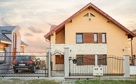 The Dream Villa